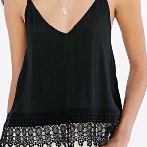 URBAN OUTFITTERS ECOTE DEEP V Lacey Key Ring Tank
